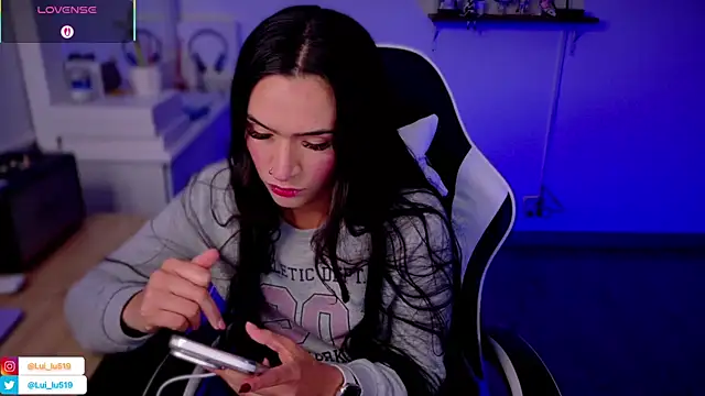 Snapshot of ImLui_lu chatting on 09/24/25, 10:24 ImLui lu online show from 09/24/25, 10:24