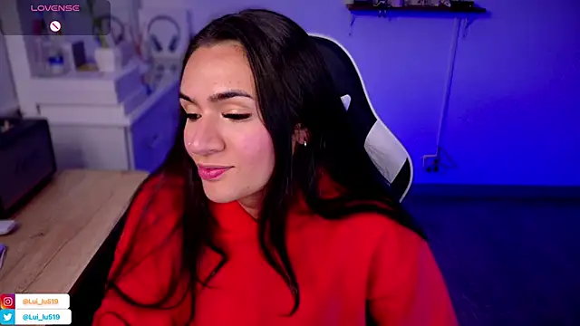 Snapshot of ImLui_lu chatting on 10/13/25, 08:42 ImLui lu online show from 10/13/25, 08:42