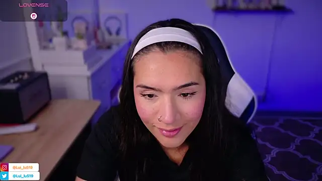 Snapshot of ImLui_lu chatting on 11/29/25, 08:45 ImLui lu online show from 11/29/25, 08:45