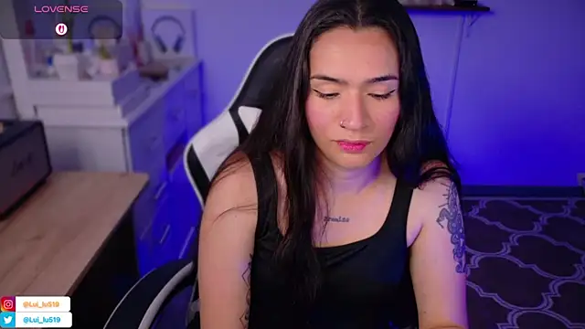 Snapshot of ImLui_lu chatting on 12/02/25, 07:42 ImLui lu online show from 12/02/25, 07:42