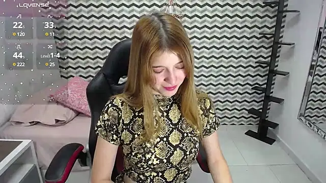 LILAFAVE online show from 02/15/25, 12:22