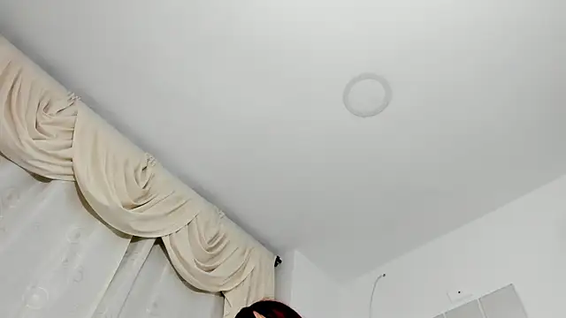 Snapshot of sarita_loven chatting on 11/26/25, 04:46 sarita loven online show from 11/26/25, 04:46