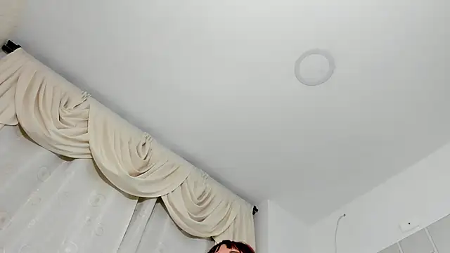 Snapshot of sarita_loven chatting on 11/28/25, 04:37 sarita loven online show from 11/28/25, 04:37