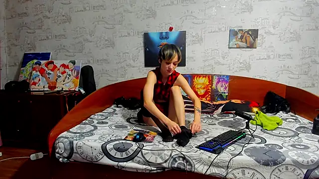 KagamiTayga online show from 11/19/25, 02:33