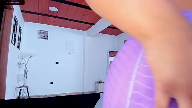 iriss 25 online show from 09/26/25, 11:36