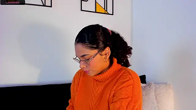 iriss 25 online show from 09/29/25, 12:10