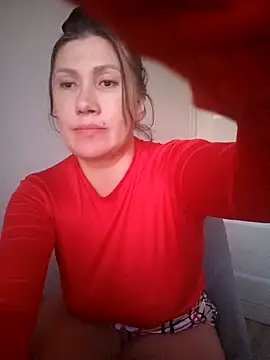 Snapshot of ROXOLANAA_SEXY chatting on 03/07/26, 03:47 ROXOLANAA SEXY online show from 03/07/26, 03:47