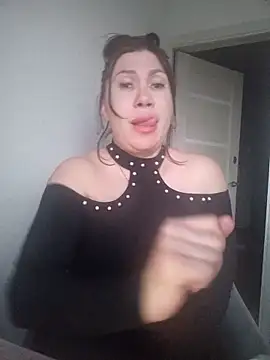 Snapshot of ROXOLANAA_SEXY chatting on 03/29/26, 03:56 ROXOLANAA SEXY online show from 03/29/26, 03:56