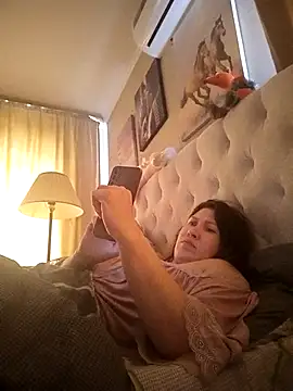 Snapshot of ROXOLANAA_SEXY chatting on 04/09/26, 07:03 ROXOLANAA SEXY online show from 04/09/26, 07:03