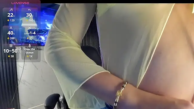 Naughtysofiaa online show from 06/19/26, 01:54