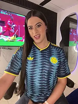 Naughtysofiaa online show from 07/07/26, 08:13