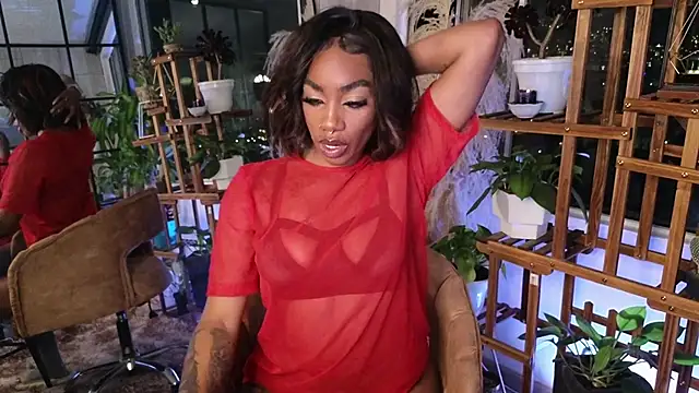 Snapshot of emely_brandon chatting on 12/07/24, 02:53 emely brandon online show from 12/07/24, 02:53