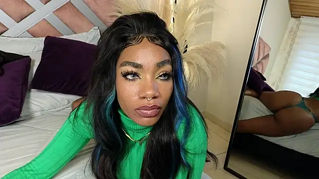 Snapshot of emely_brandon chatting on 02/27/25, 07:15 emely brandon online show from 02/27/25, 07:15