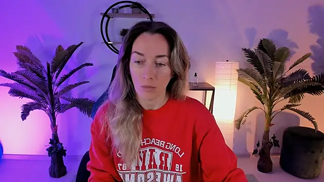 RebeccaMartinez online show from 01/09/25, 05:23