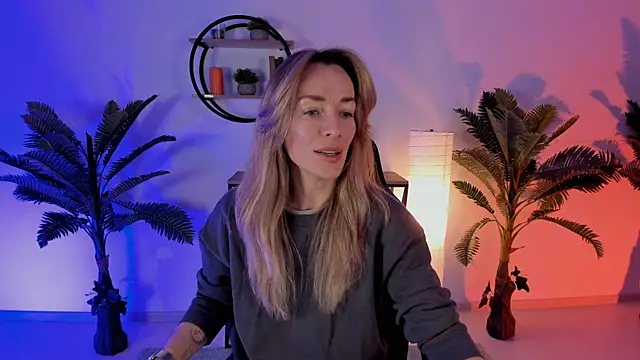 RebeccaMartinez online show from 01/19/25, 05:26