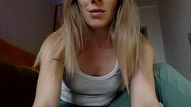 RebeccaMartinez online show from 03/17/25, 05:34