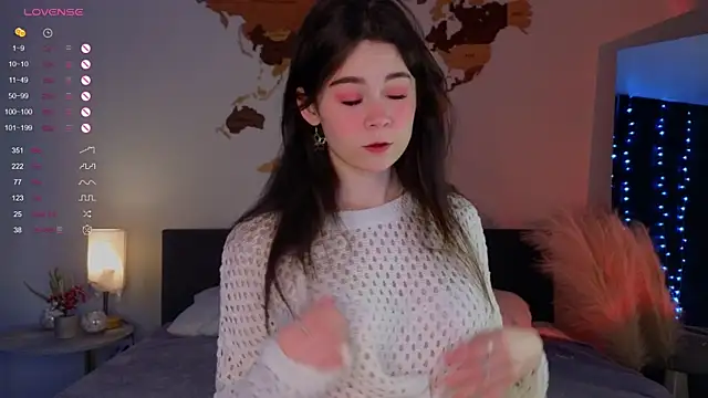 Snapshot of AuroraMari chatting on 01/19/25, 11:21 AuroraMari online show from 01/19/25, 11:21