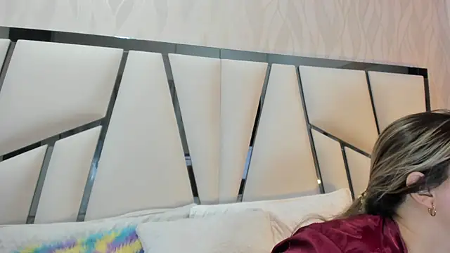 kimberly7  online show from 10/10/25, 11:42