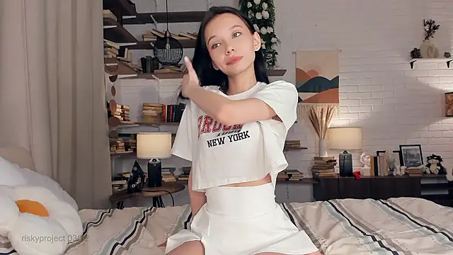 Snapshot of Riskyproject chatting on 12/03/24, 07:21 Riskyproject online show from 12/03/24, 07:21