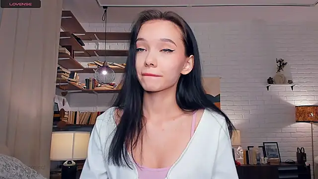 Snapshot of Riskyproject chatting on 12/12/24, 10:13 Riskyproject online show from 12/12/24, 10:13