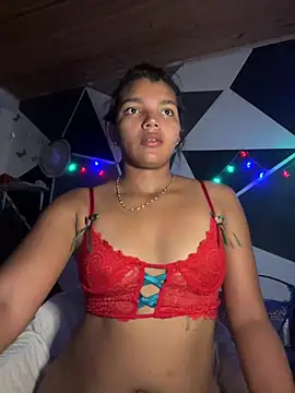 Snapshot of emilyharber chatting on 02/05/26, 07:40 emilyharber online show from 02/05/26, 07:40