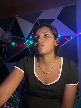 Snapshot of emilyharber chatting on 02/14/26, 09:22 emilyharber online show from 02/14/26, 09:22