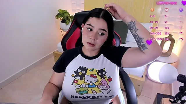 daniela hornny online show from 12/07/24, 02:42