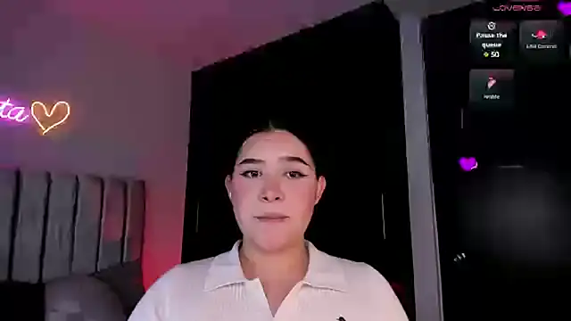 daniela hornny online show from 01/17/25, 03:34