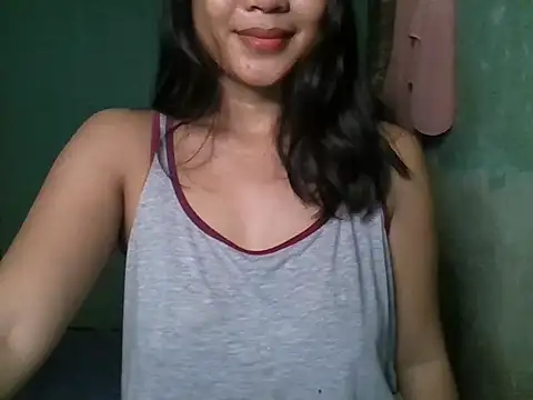 Snapshot of _smiling4u_ chatting on 11/07/25, 09:31 smiling4u online show from 11/07/25, 09:31