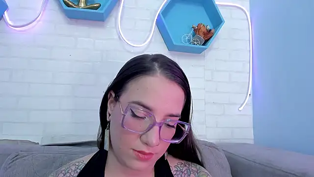 Snapshot of DEVA_BLUE_ chatting on 01/31/25, 06:24 DEVA BLUE  online show from 01/31/25, 06:24