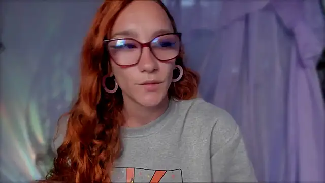 Snapshot of _lh_ chatting on 12/18/24, 11:02 lh online show from 12/18/24, 11:02