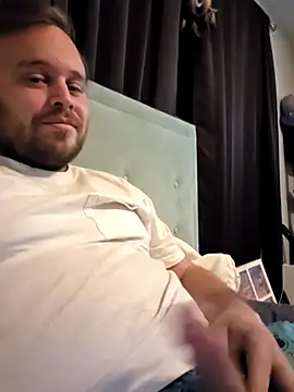 Snapshot of Holy5417_69 chatting on 11/24/25, 01:16 Holy5417 69 online show from 11/24/25, 01:16