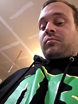 Snapshot of Holy5417_69 chatting on 12/04/25, 09:29 Holy5417 69 online show from 12/04/25, 09:29