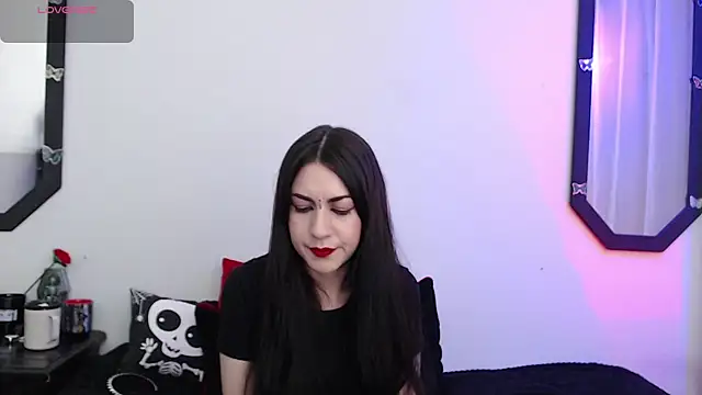 Amy Aloqua online show from 10/01/25, 04:02