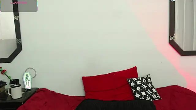 Amy Aloqua online show from 11/27/25, 03:47