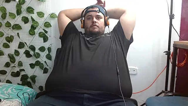 Snapshot of altairstudiosvip_ chatting on 02/06/25, 01:16 altairstudiosvip  online show from 02/06/25, 01:16