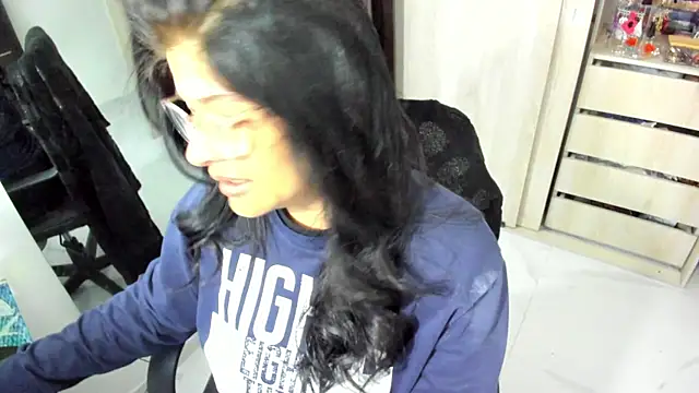 Snapshot of BellaFlaming chatting on 07/07/26, 11:03 BellaFlaming online show from 07/07/26, 11:03