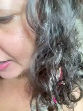 -Marivalda- online show from 12/22/25, 10:45