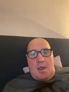 vanjbi45 online show from 12/08/24, 12:30