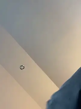 vanjbi45 online show from 12/19/24, 10:02