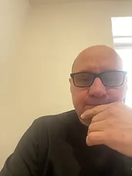 vanjbi45 online show from 02/14/25, 08:21