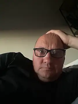 vanjbi45 online show from 10/04/25, 05:11