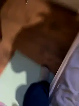 vanjbi45 online show from 11/05/25, 06:13