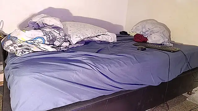 Snapshot of AmazingFuckCam chatting on 10/05/25, 09:56 AmazingFuckCam online show from 10/05/25, 09:56