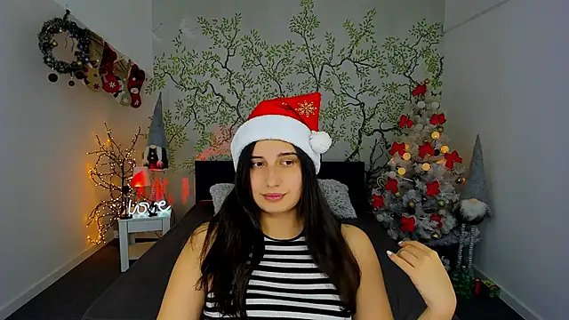 Snapshot of Linda_EX chatting on 12/23/24, 11:36 Linda EX online show from 12/23/24, 11:36