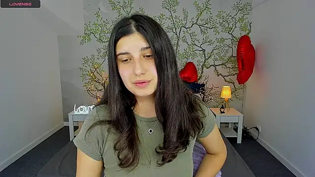 Snapshot of Linda_EX chatting on 02/19/25, 10:34 Linda EX online show from 02/19/25, 10:34