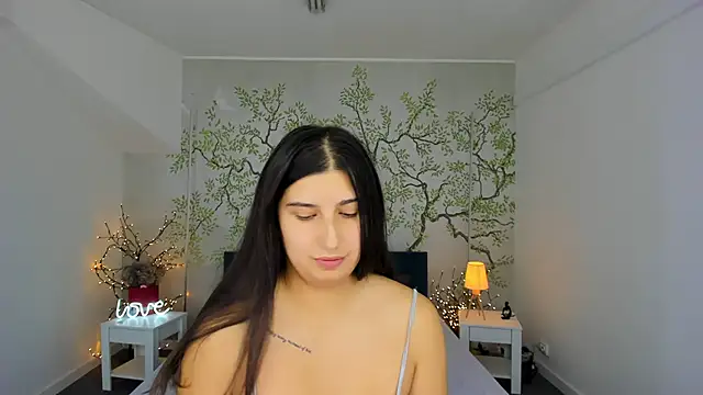 Snapshot of Linda_EX chatting on 09/29/25, 05:12 Linda EX online show from 09/29/25, 05:12