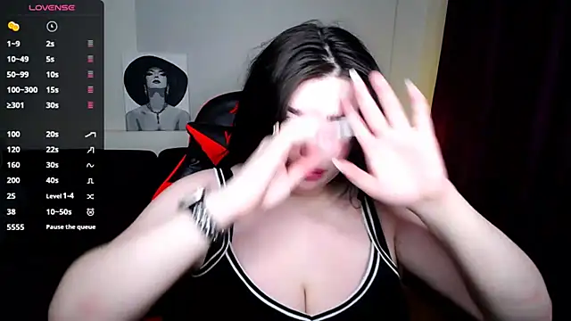 Emily Mo online show from 02/02/25, 06:26