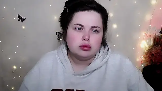 Emily Mo online show from 02/07/26, 06:50