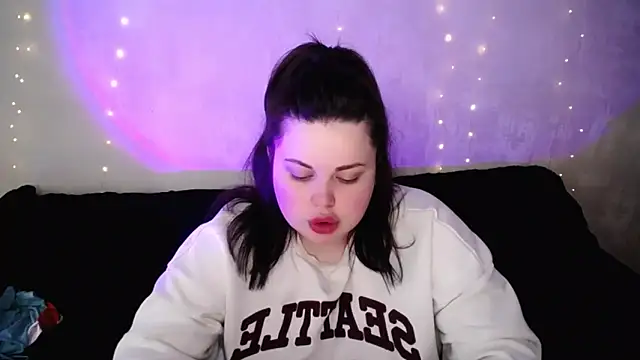 Emily Mo online show from 02/28/26, 06:47